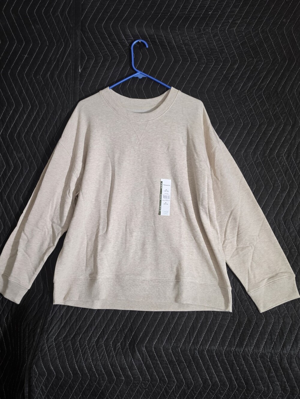 Time and Tru Womens Crewneck Sweatshirt in Light Tan.